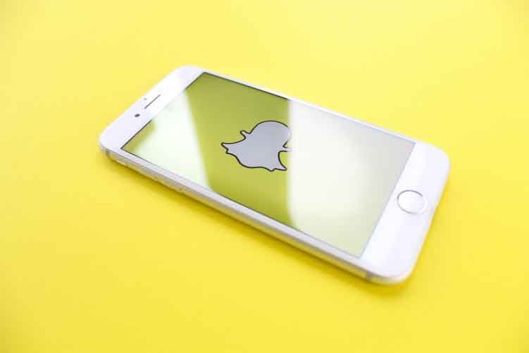 SnapChat as a Way to Capture a Younger Demographic for Your Local Business