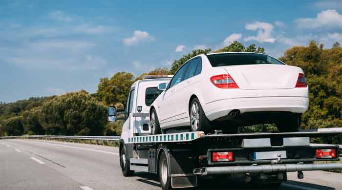 What It Takes to Start a Towing Company